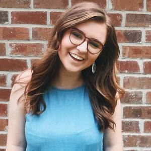 Meet your Posher, Lydia